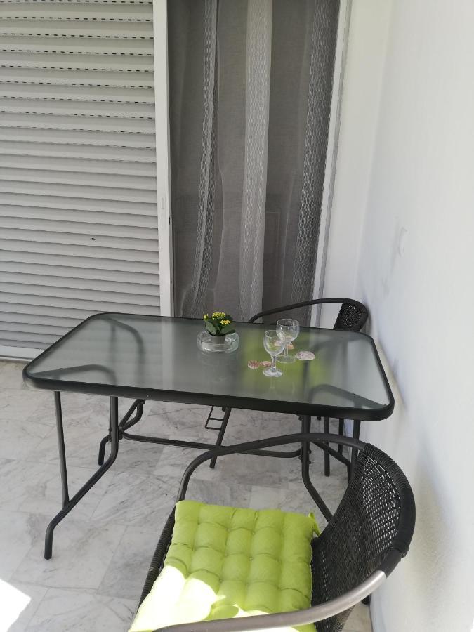 Apartment By The Sea, Peraia  Bagian luar foto